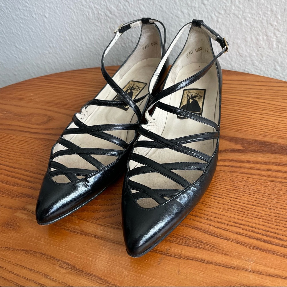 Vintage 1980s John Higdon Black Leather Strappy Pointed-Toe Flats